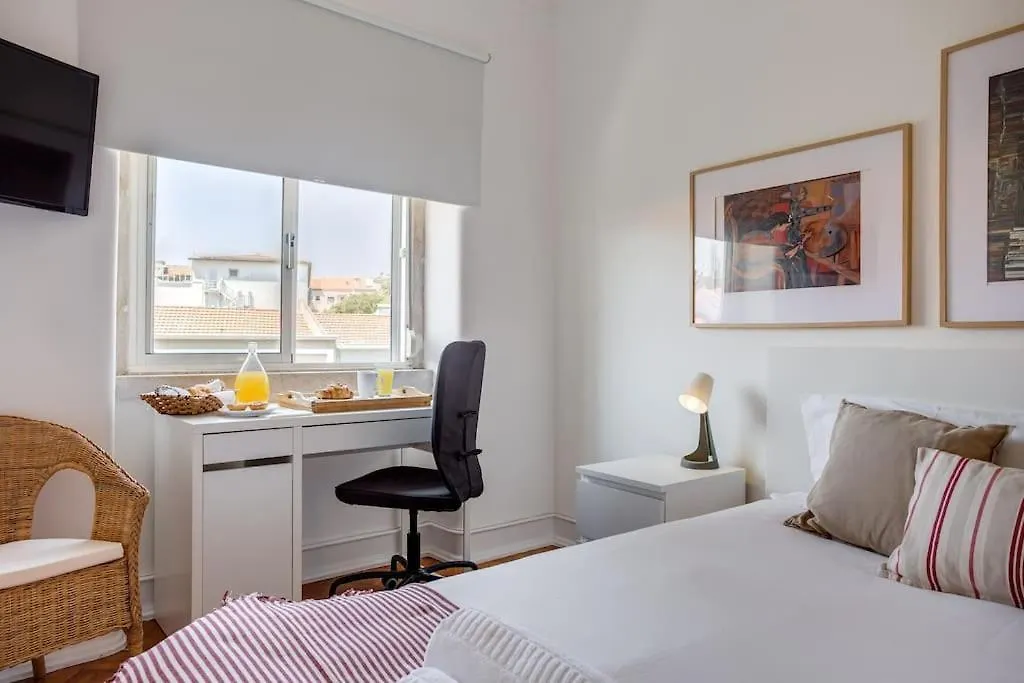 Apartment Spacious Tailor Made Flat In Areeiro Lisbon