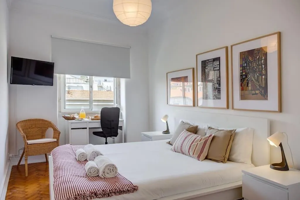 Spacious Tailor Made Flat In Areeiro Lisbon Portugal